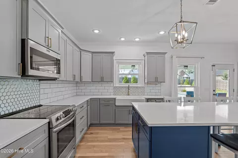 Kitchen - 5145 Windmill Pl, Evans, GA 30809 photo 6 of 6