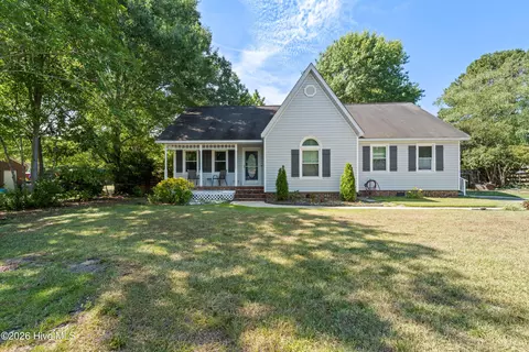 112 Galahad Dr, Greenville, NC 27858