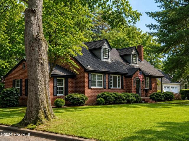 303 Prince St, Laurinburg, NC 28352