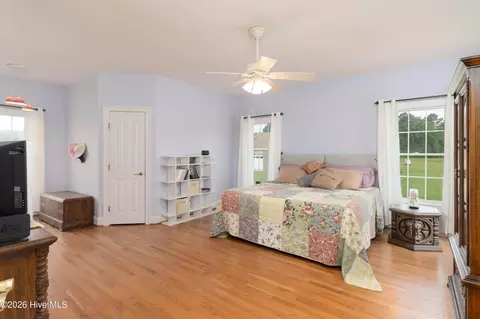 Bedroom - 115 Tip Toe Rd, Edenton, NC 27932 photo 2 of 6