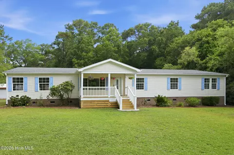 110 Southwest Dr, Newport, NC 28570