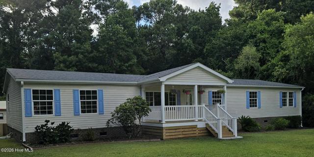 110 Southwest Dr, Newport, NC 28570