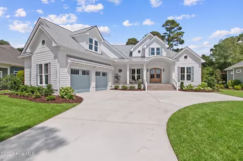 2410 St James Dr SE, Southport, NC 28461