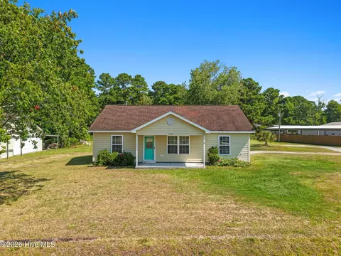 7100 Dale Ave SW, Ocean Isle Beach, NC 28469