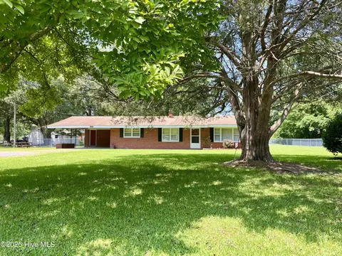508 Main St, Pollocksville, NC 28573