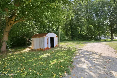 Exterior - 581 Post Rd, Bath, NC 27808 photo 10 of 11