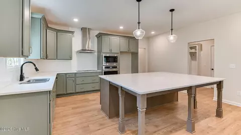 Kitchen - 430 Bronco Pass, Evans, GA 30809 photo 3 of 3
