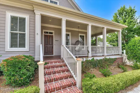 Exterior - 301 N Sandhills Ln, Evans, GA 30809 photo 3 of 10