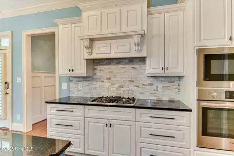 Kitchen - 301 N Sandhills Ln, Evans, GA 30809 photo 6 of 6