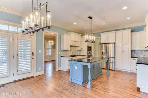 Kitchen - 301 N Sandhills Ln, Evans, GA 30809 photo 2 of 6