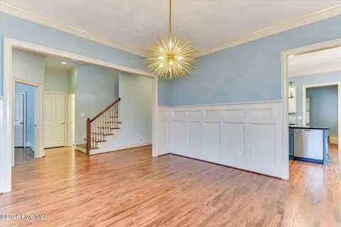 Dining - 301 N Sandhills Ln, Evans, GA 30809 photo 2 of 4