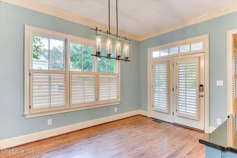 Dining - 301 N Sandhills Ln, Evans, GA 30809 photo 4 of 4