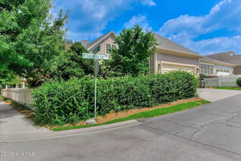 Exterior - 301 N Sandhills Ln, Evans, GA 30809 photo 9 of 10