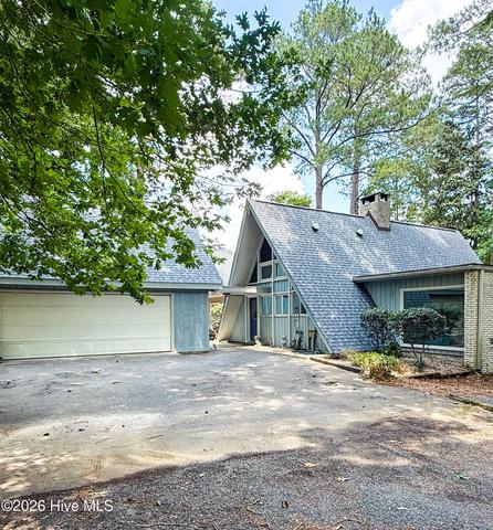 2 Little River Ln, Whispering Pines, NC 28327