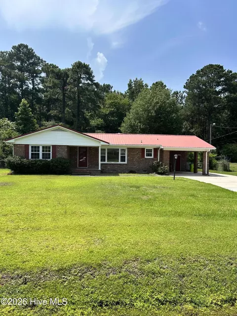 231 Carolina Pines Blvd, New Bern, NC 28560