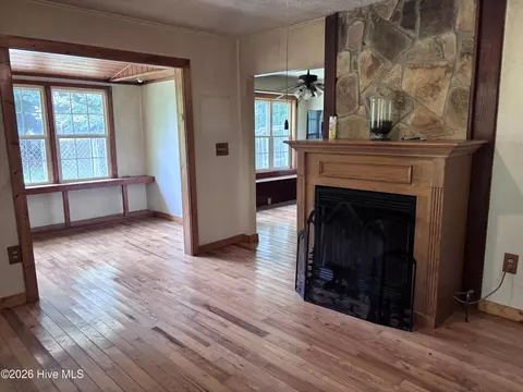 Living - 133 Tj Ln, Murphy, NC 28906 photo 1 of 3