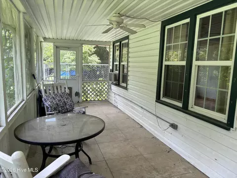Exterior - 133 Tj Ln, Murphy, NC 28906 photo 2 of 8