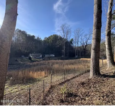 Exterior - 133 Tj Ln, Murphy, NC 28906 photo 8 of 8