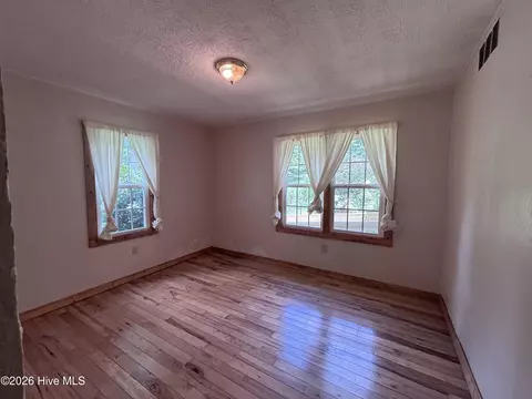 Bedroom - 133 Tj Ln, Murphy, NC 28906 photo 1 of 2