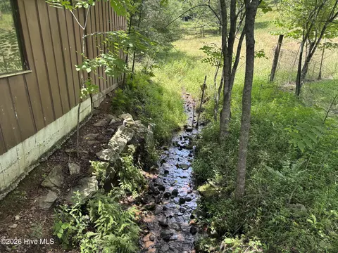 Exterior - 133 Tj Ln, Murphy, NC 28906 photo 6 of 8