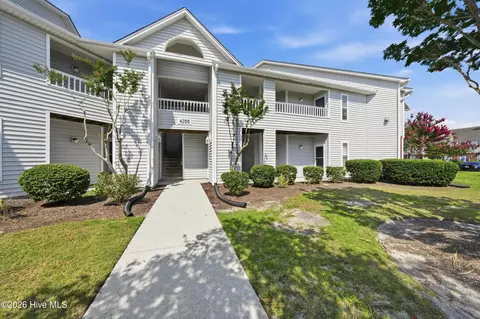 4105 Breezewood Dr #102, Wilmington, NC 28412