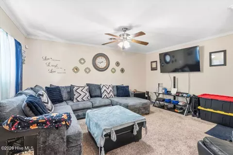 Living - 3622 Audubon Pl, Augusta, GA 30906 photo 2 of 2
