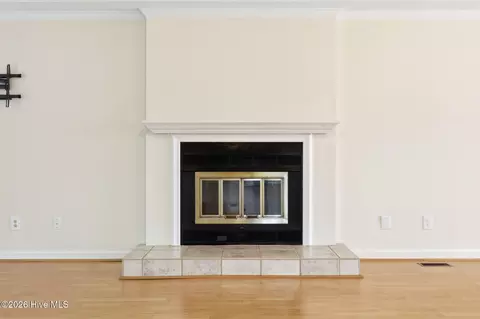 Living - 253 Tall Trees Dr, Pinehurst, NC 28374 photo 3 of 8