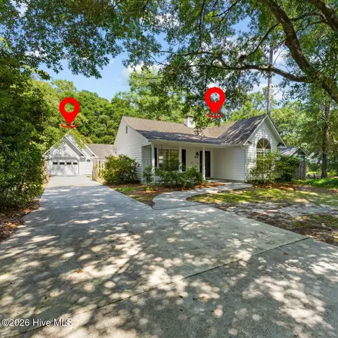 412 Dogwood Ln, Wilmington, NC 28409