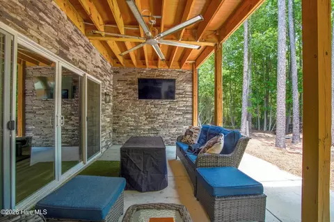 Exterior - 1046 Monticello Dr, Pinehurst, NC 28374 photo 9 of 14