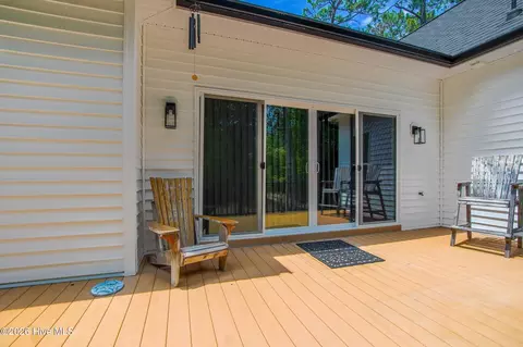 Exterior - 1046 Monticello Dr, Pinehurst, NC 28374 photo 4 of 14