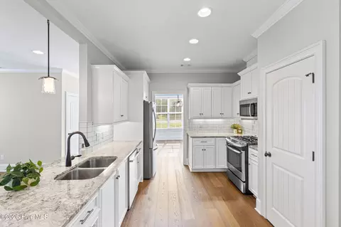 Kitchen - 442 Kirkwood Dr, Evans, GA 30809 photo 1 of 3