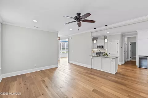 Living - 442 Kirkwood Dr, Evans, GA 30809 photo 4 of 6