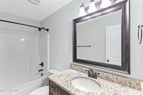 Bath - 442 Kirkwood Dr, Evans, GA 30809 photo 3 of 3