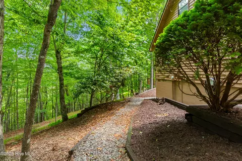 Exterior - 620 Cardinal Rd, Murphy, NC 28906 photo 13 of 20