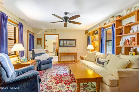 Living - 620 Cardinal Rd, Murphy, NC 28906 photo 1 of 6