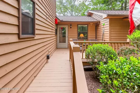 Exterior - 620 Cardinal Rd, Murphy, NC 28906 photo 3 of 20