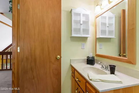 Bath - 620 Cardinal Rd, Murphy, NC 28906 photo 6 of 6