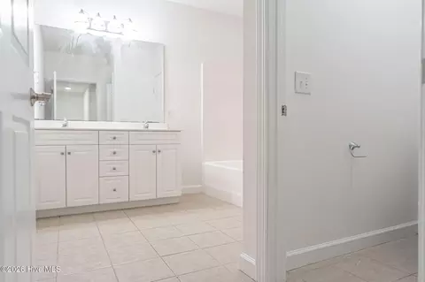 Bath - 4 Carson Way, Pinehurst, NC 28374 photo 5 of 6