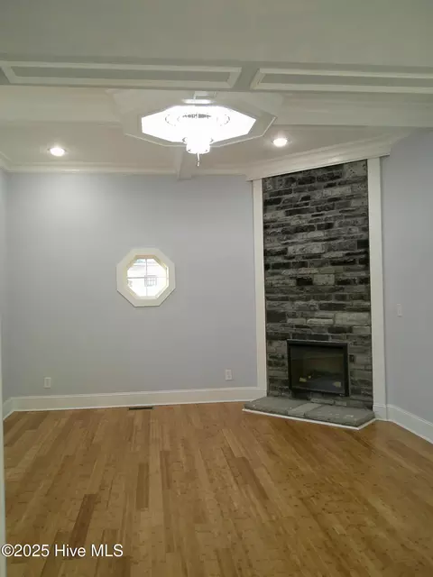 363 W Third St, Ayden, NC 28513 photo 6
