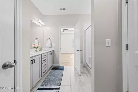 Entry Way - 400 Gretchen Rd, West End, NC 27376 photo 3 of 3