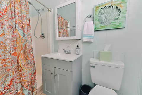 Bath - 706 W 3rd St, Kill Devil Hills, NC 27948 photo 2 of 2