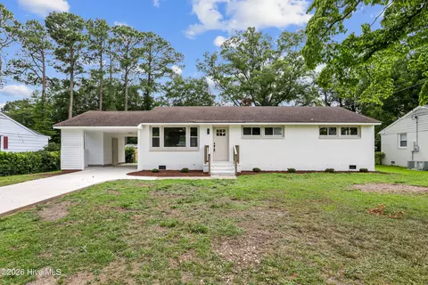 105 Sumpter Dr, Goldsboro, NC 27534