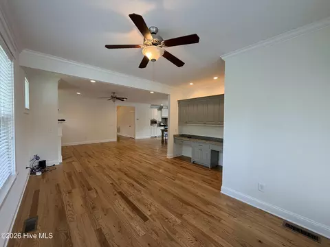 Living - 85 Dundee Rd, Pinehurst, NC 28374 photo 5 of 7