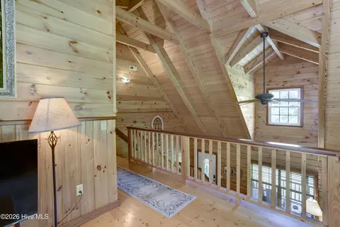 Entry Way - 365 Orchard Dr, Murphy, NC 28906 photo 3 of 3