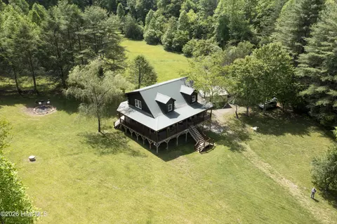 Exterior - 365 Orchard Dr, Murphy, NC 28906 photo 5 of 17