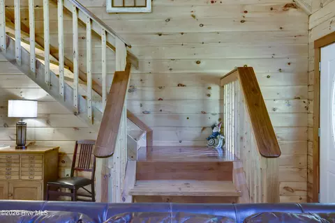 Entry Way - 365 Orchard Dr, Murphy, NC 28906 photo 1 of 3