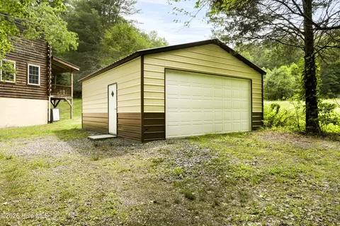 Exterior - 365 Orchard Dr, Murphy, NC 28906 photo 9 of 17