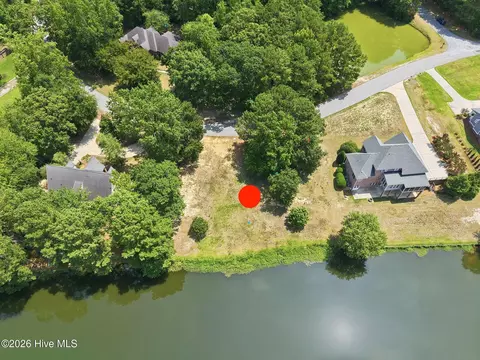 42 Deer Track Dr, Clinton, NC 28328