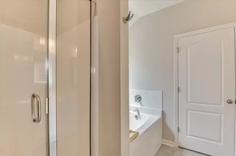 Bath - 761 Goodale Dr, Augusta, GA 30909 photo 3 of 5