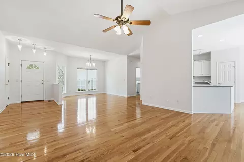 Living - 190 Canter Ln, Pinehurst, NC 28374 photo 5 of 7